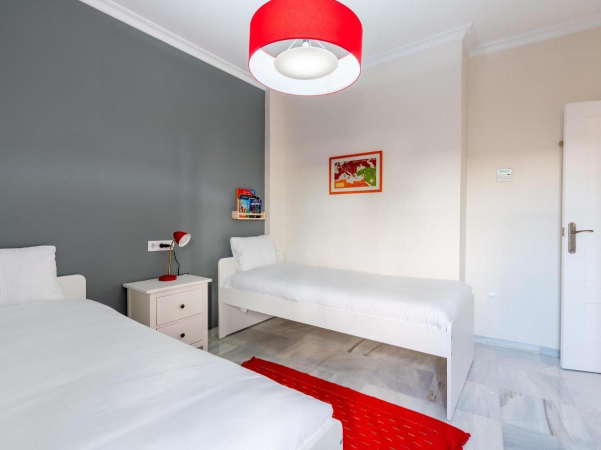 Holi-Rent Penthouse Penuelas Севиля Екстериор снимка