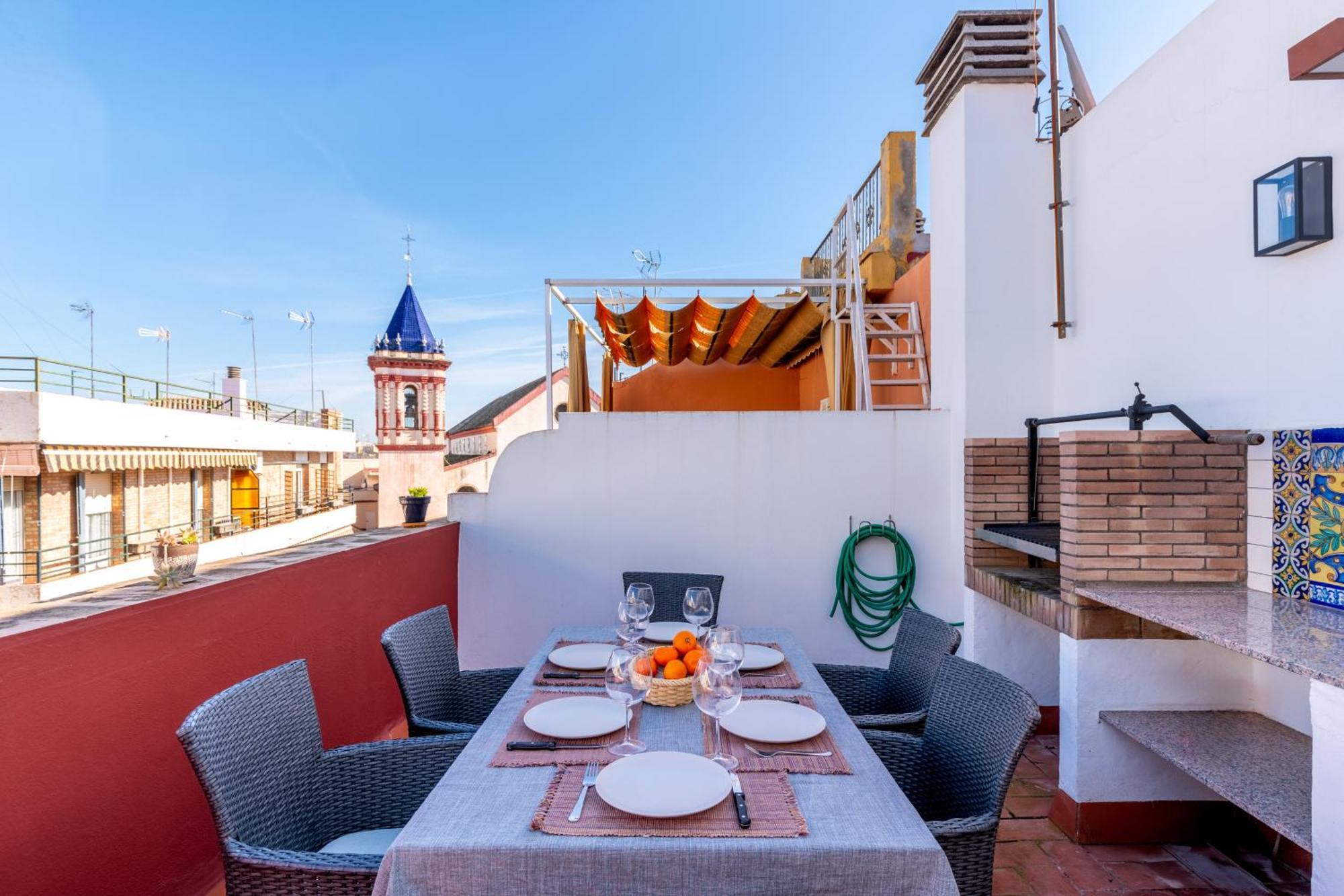 Holi-Rent Penthouse Penuelas Севиля Екстериор снимка
