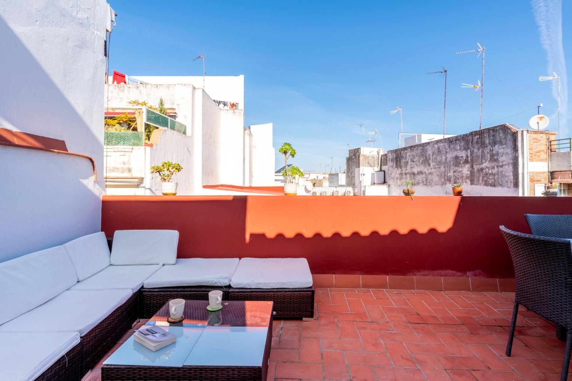 Holi-Rent Penthouse Penuelas Севиля Екстериор снимка