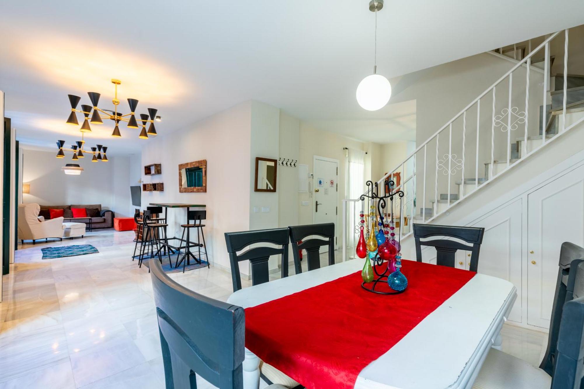 Holi-Rent Penthouse Penuelas Севиля Екстериор снимка